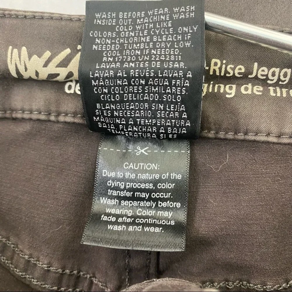 Massimo Mid-Rise Denim Jeggings w/Bottom Zippers - Picture 7 of 9